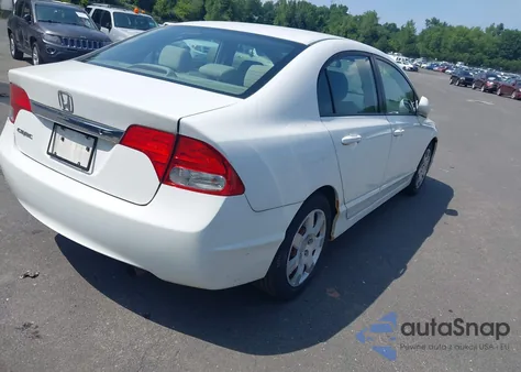 2010 Honda Civic Lx z USA, uszkodzony, nr VIN 2HGFA1F51AH568918